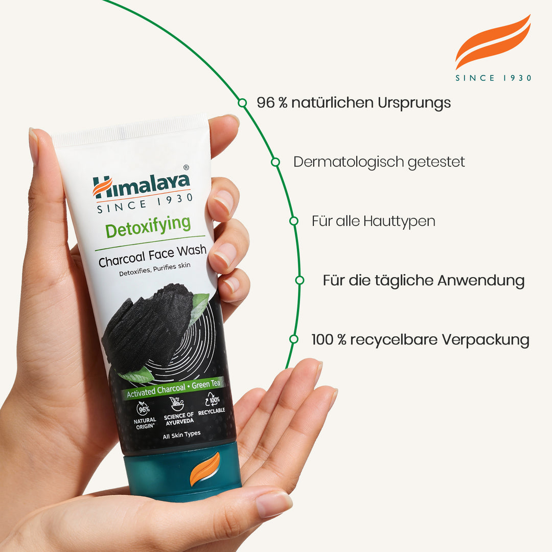 Himalaya Entgiftende Gesichtsreinigung mit Aktivkohle &amp; Grünem Tee - 150 ml